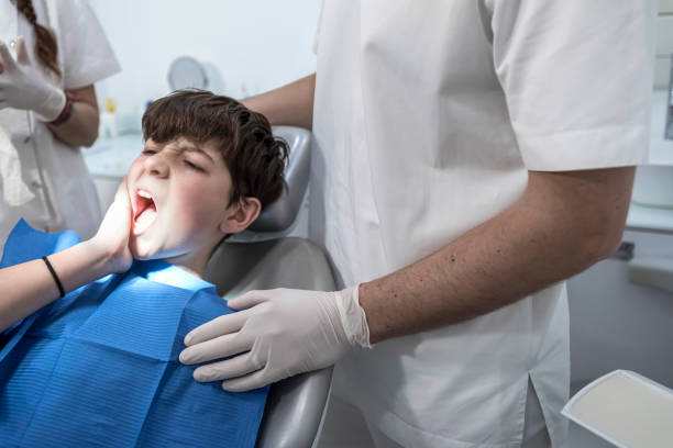 Best Emergency Tooth Extraction in Hallsville, TX